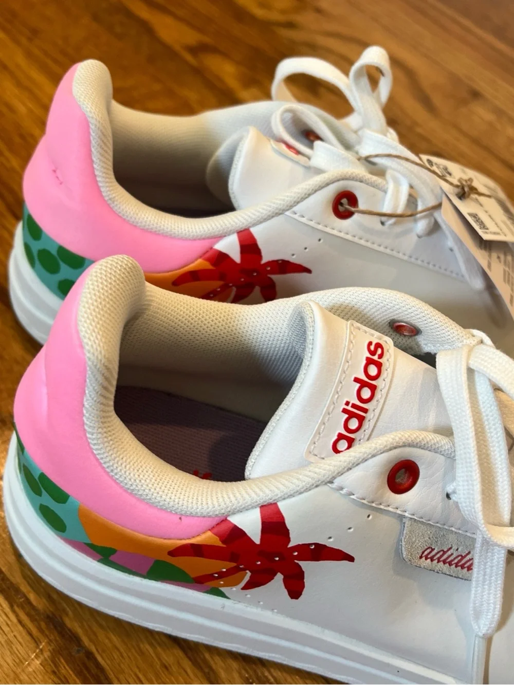 adidas Women’s White Court Sneakers collab with Farm Rio Pink Floral Heel size 7 - Picture 10 of 16